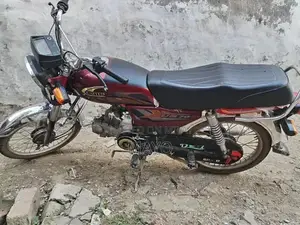 Photo - Vehicle Components and Parts