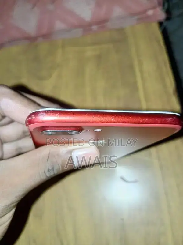 Apple iPhone 7 Plus Smartphone Unlocked Compact Device