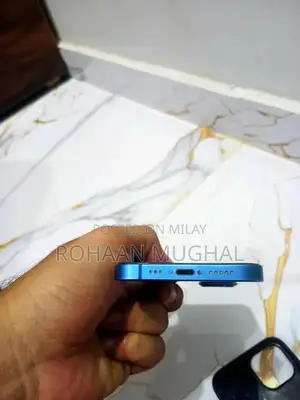 128GB JV iPhone 13 Sealed Waterpack Smartphone