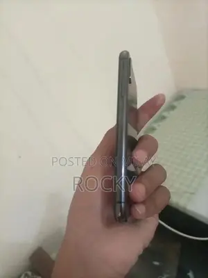 iPhone X Black 88% Battery Health Face ID Active