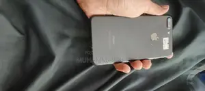 Apple iPhone 7 Plus Smartphone - Excellent Condition