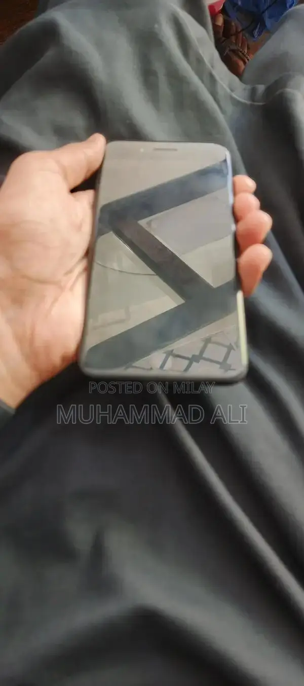 Apple iPhone 7 Plus Smartphone - Excellent Condition