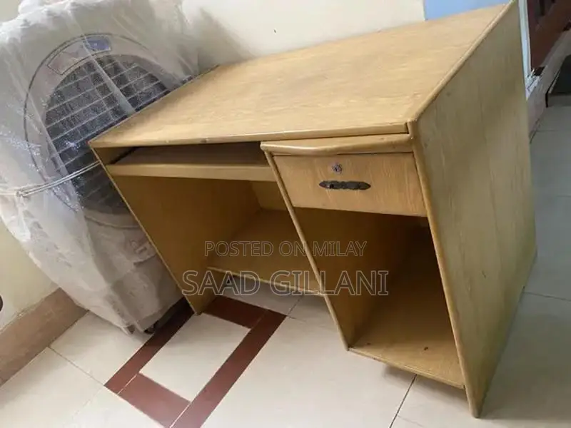 Simple Office Table - Minimalist Workspace Furniture