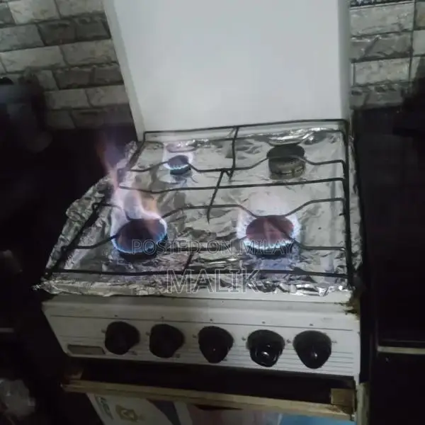 Four Burner Gas Stove - Reliable Cooking Appliance