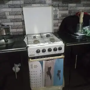 Four Burner Gas Stove - Reliable Cooking Appliance