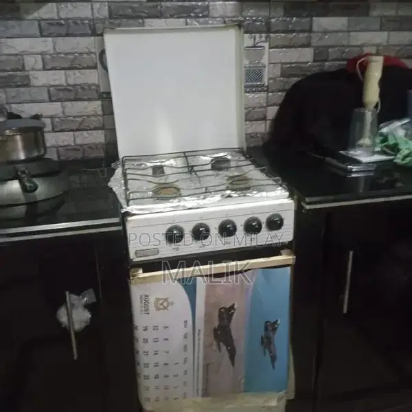 Four Burner Gas Stove - Reliable Cooking Appliance