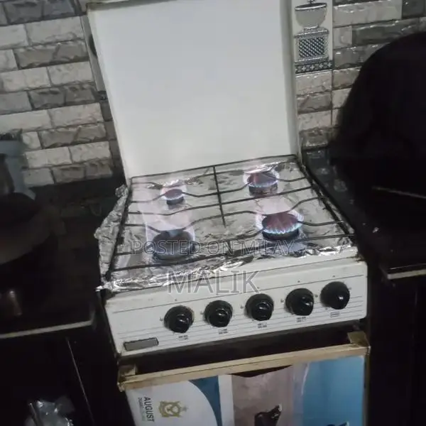 Four Burner Gas Stove - Reliable Cooking Appliance
