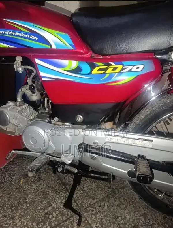 Honda CD 70 Motorcycle - 2024 Model in Excellent Condition