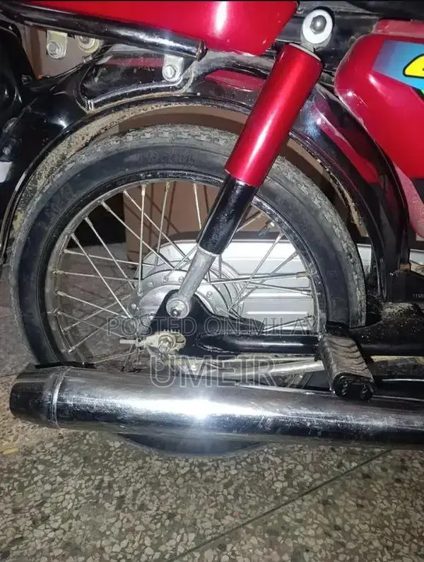 Honda CD 70 Motorcycle - 2024 Model in Excellent Condition