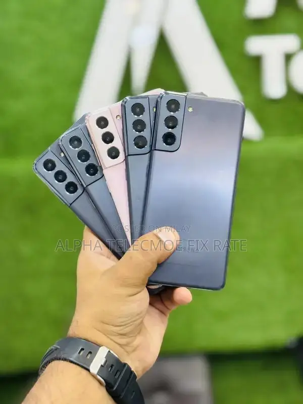 Samsung Galaxy S25 Ultra Smartphone - High Performance Model