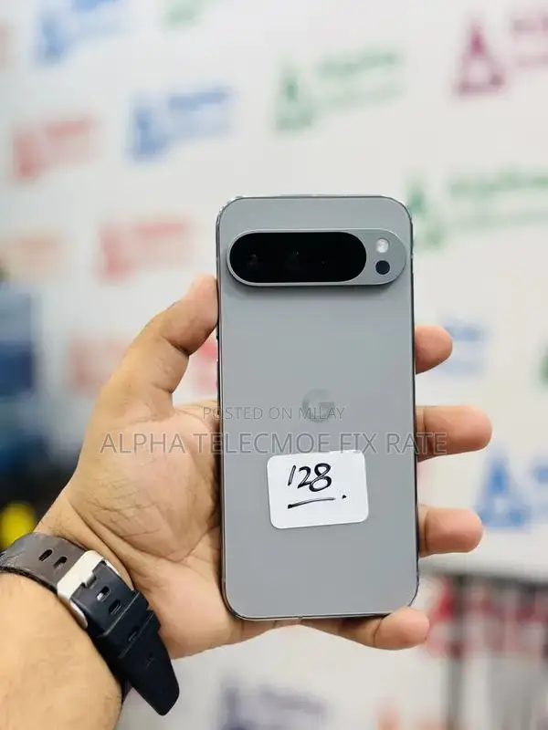 Samsung Galaxy S25 Ultra Smartphone - High Performance Model