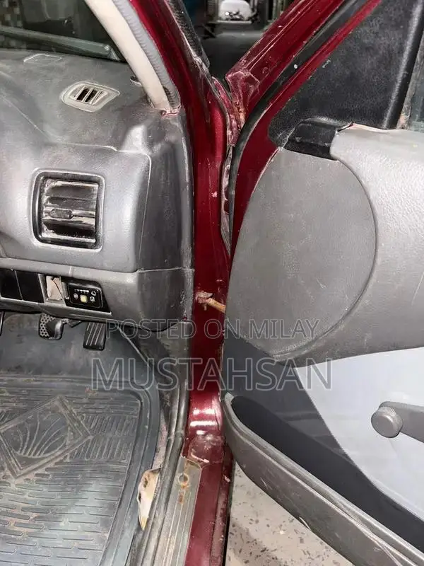 Suzuki Cultus VXR Sedan Reliable Compact Car with LPG