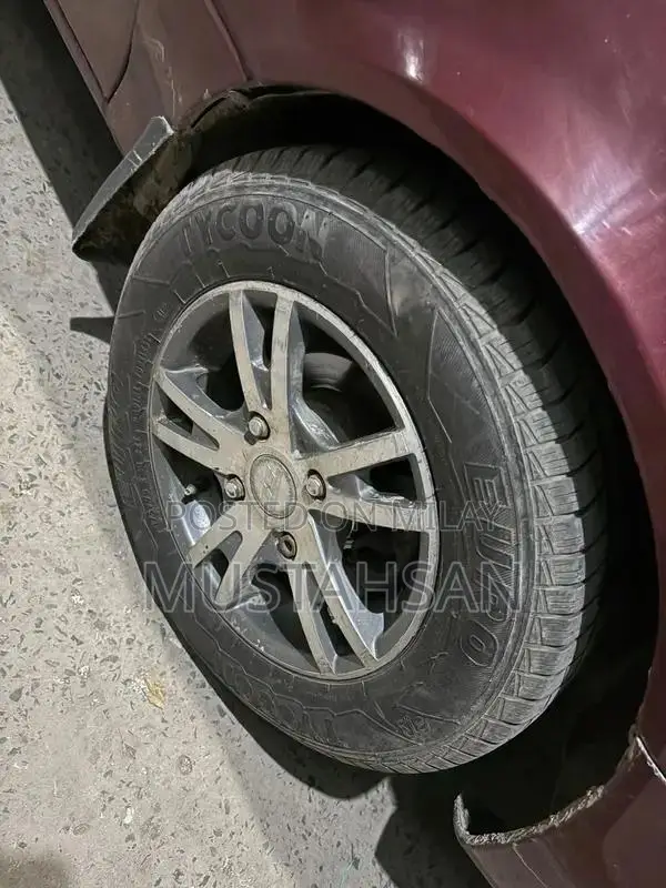 Suzuki Cultus VXR Sedan Reliable Compact Car with LPG