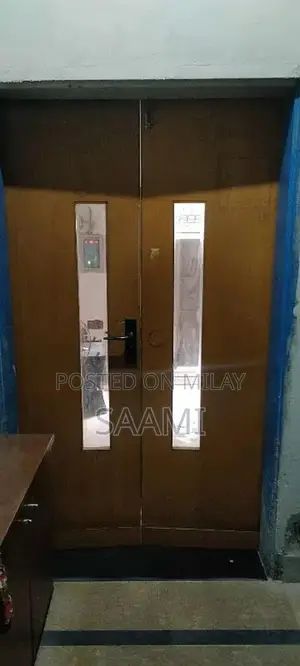 Professional Office Tables for Modern Workspaces