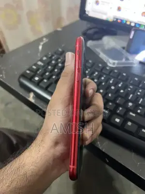 Apple iPhone XR 128GB Smartphone with Minor Speaker Issue