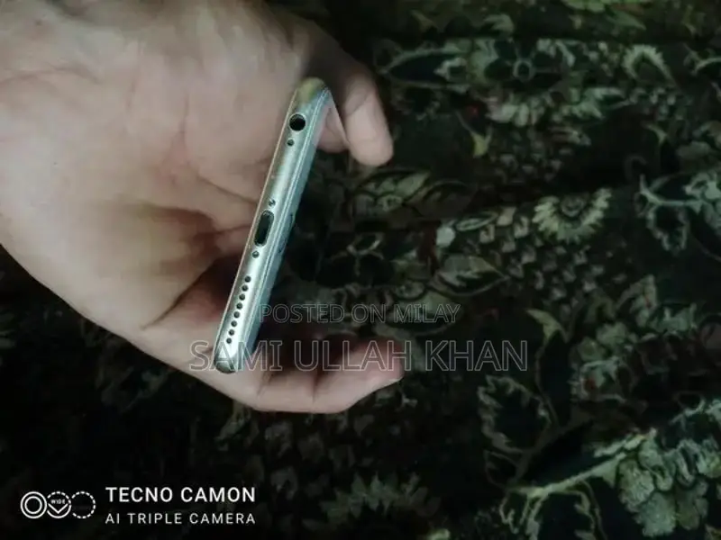 iPhone 6 Plus Smartphone with Partial Functionality