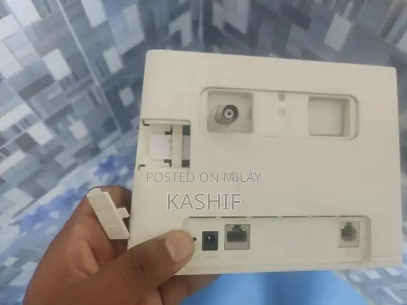 Huawei B311 4G LTE WiFi Router with External Antenna