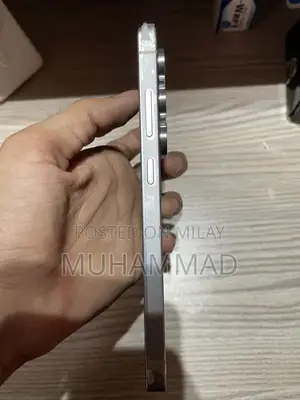 Photo - Premium Smartphone 512GB Storage High-End Condition