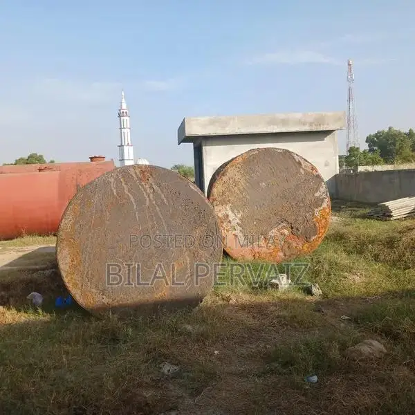 Large Industrial Oil Storage Tanks - 15,000 and 25,000 Liter Capacity