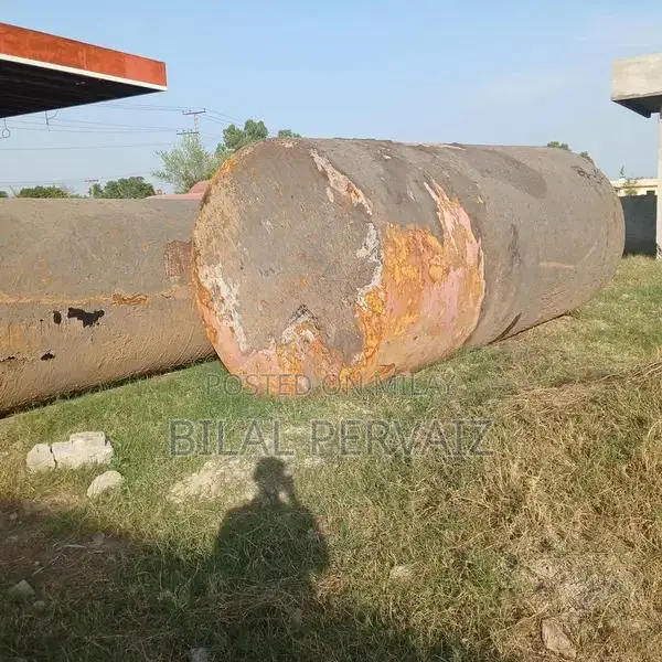 Large Industrial Oil Storage Tanks - 15,000 and 25,000 Liter Capacity