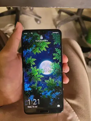Photo - Huawei P20 Pro Smartphone with OLED Display and High Performance
