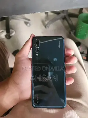 Huawei P20 Pro Smartphone with OLED Display and High Performance