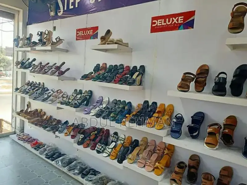Shoe Store Display Rack for Retail Footwear Presentation