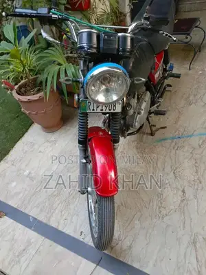 Suzuki GS 150 Motorcycle - Well-Maintained Home-Use Vehicle