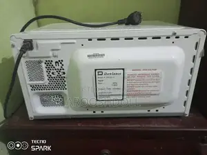 High-Quality Like-New Kitchen Oven Excellent Condition