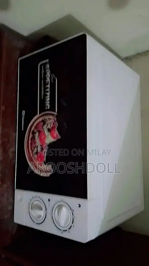 High-Quality Like-New Kitchen Oven Excellent Condition