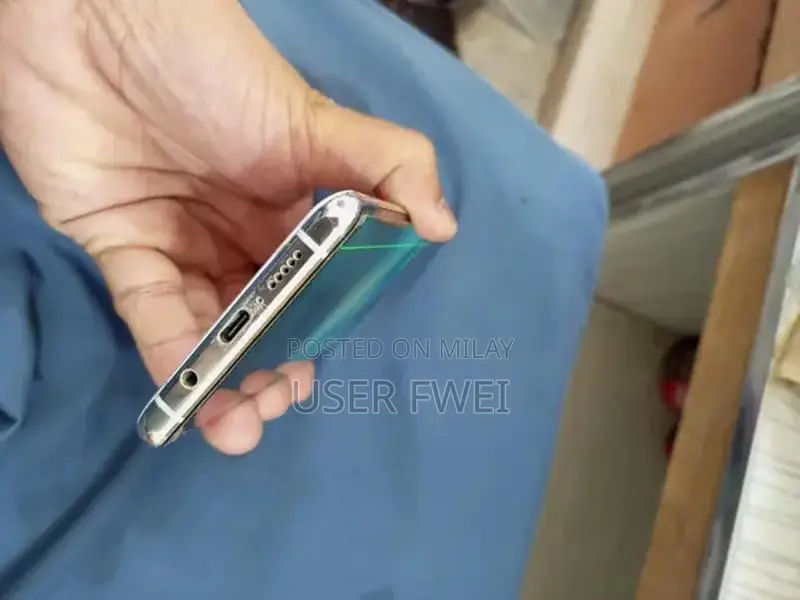 High Storage Smartphone with 6.0 Display and 128GB Memory