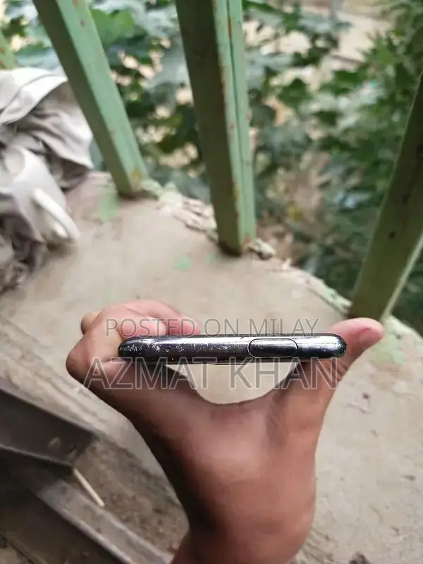 OnePlus 7 Pro Smartphone Premium Edition