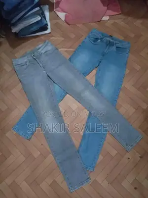 Men's Blue Denim Jeans - Classic Casual Style
