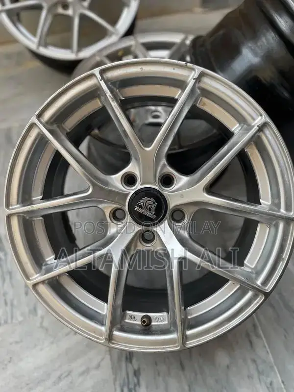 Lightly Used Alloy Wheel Rims - Like New Condition