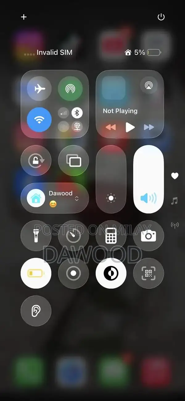 Pre-owned iPhone 11 64GB with Panel Replacement