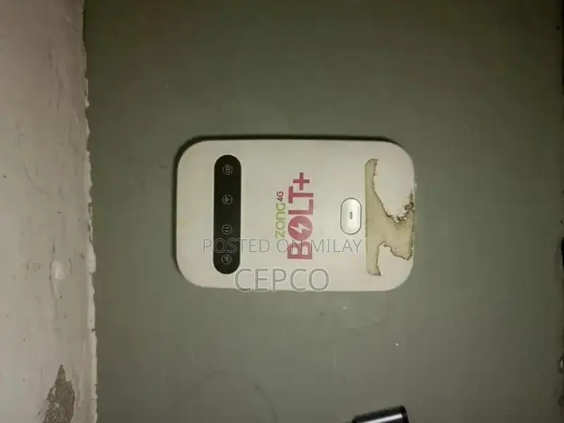 Zong Bolt+ 4G Mobile WiFi Hotspot Device