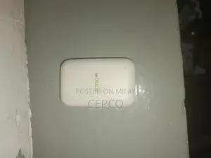 Zong Bolt+ 4G Mobile WiFi Hotspot Device