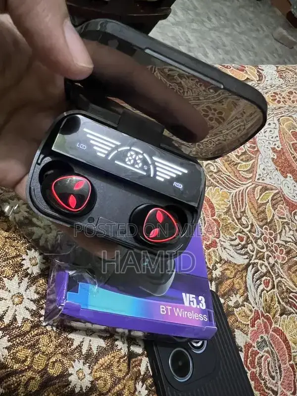 M20 Bluetooth Wireless Earbuds with Advanced Connectivity