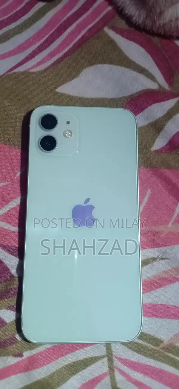 Apple iPhone 12 64GB Excellent Condition Unlocked