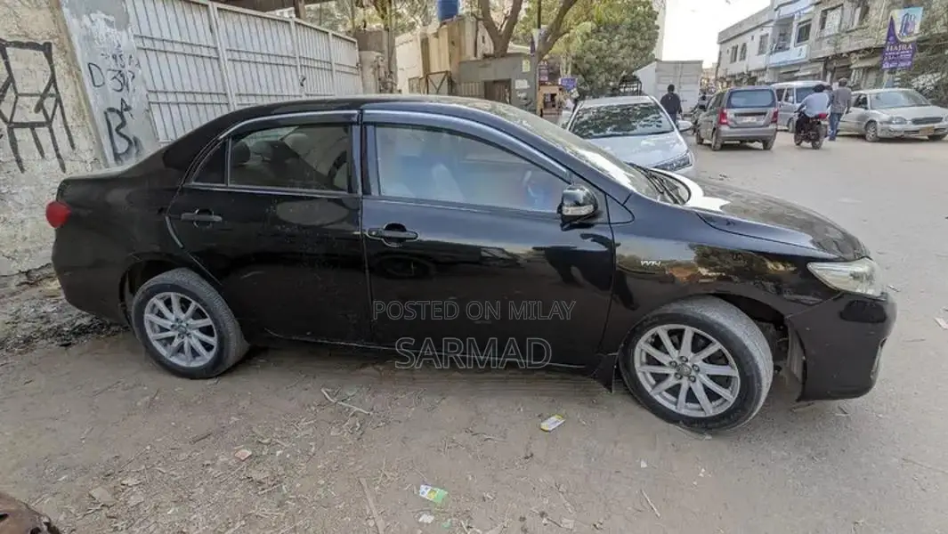 Toyota Corolla XLI 2013 Sedan with Android Panel and Alloy Rims