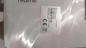 Slim Smartphone with High Refresh Rate and Advanced Camera System