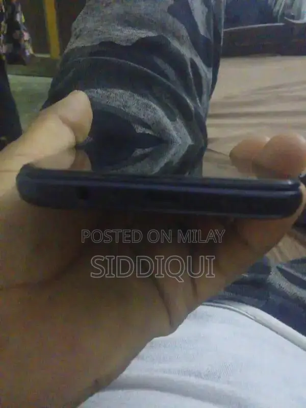 OPPO A5 Smartphone with 4GB RAM and 128GB Storage