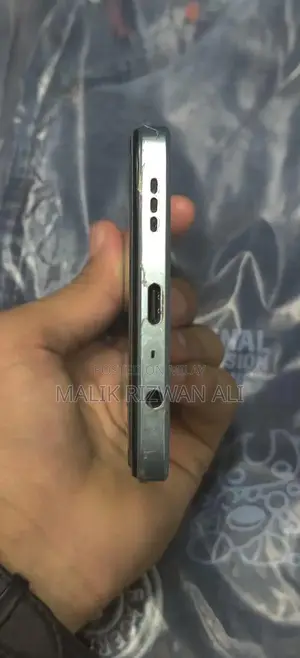 Oppo Smartphone 4GB RAM 64GB Storage Compact Design