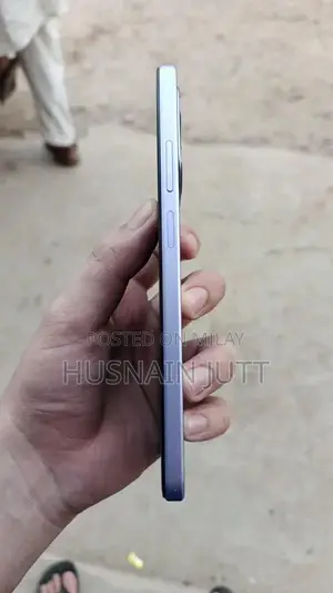 Oppo A5i Mid-Range Smartphone with Fast Charging