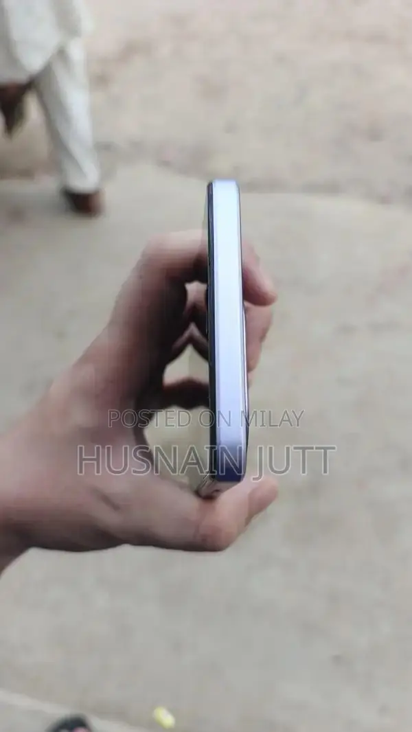 Oppo A5i Mid-Range Smartphone with Fast Charging