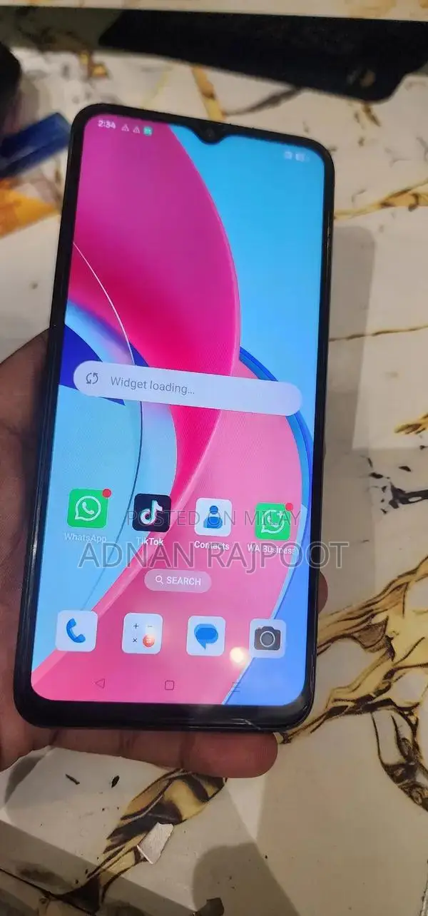 Premium Smartphone 6GB RAM 128GB Storage Pristine Condition