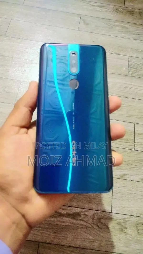 Premium Mid-Range Smartphone with Pop-Up Camera