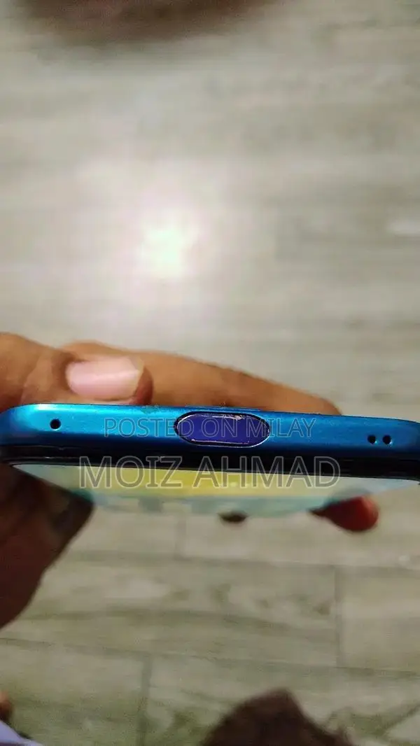 Premium Mid-Range Smartphone with Pop-Up Camera