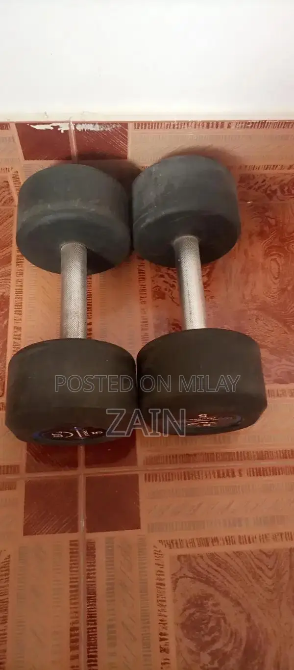 Adjustable Dumbbell Set - 5 kg and 10 kg Weights