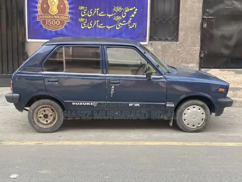 2019 Family Sedan Smart Card Car - Low Mileage Vehicle